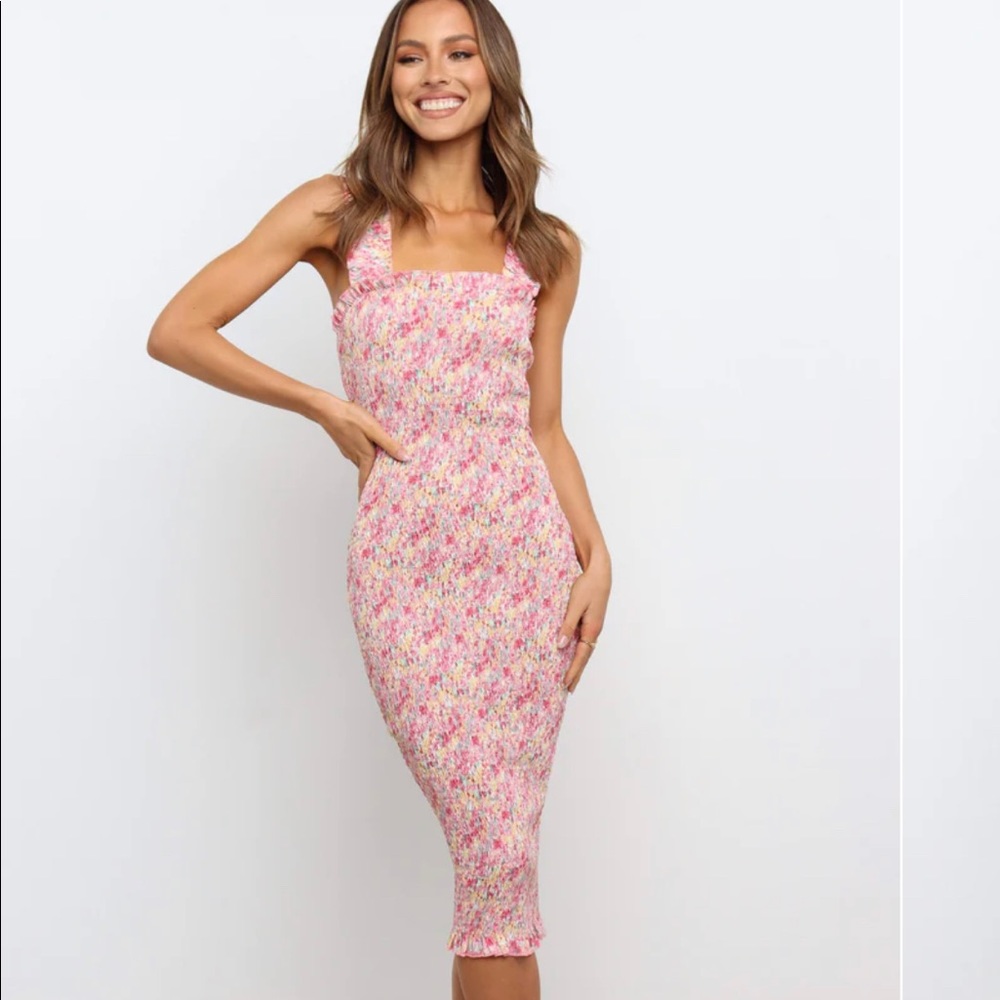Petal & Pup Axara Dress - Pink Floral MIDI